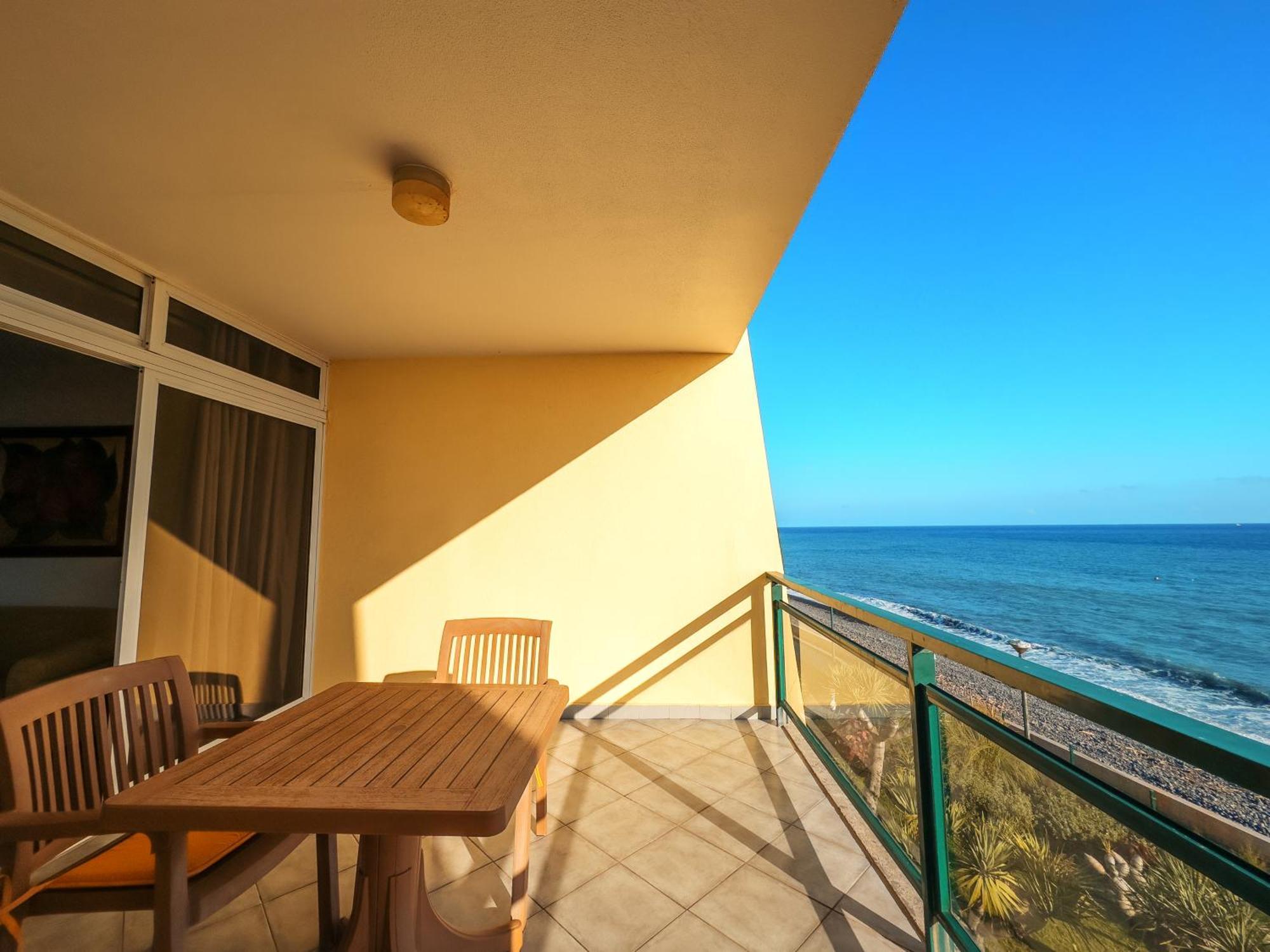 Atlantic Gardens Beach - Atlanticgardensbeach Com Apartment Funchal  Bagian luar foto